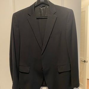 Modern Sleek Banana Republic Two Piece Suit 42S 33/32